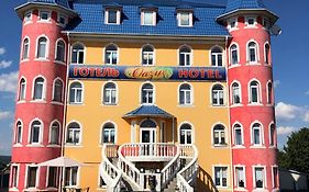 Готель Оазис